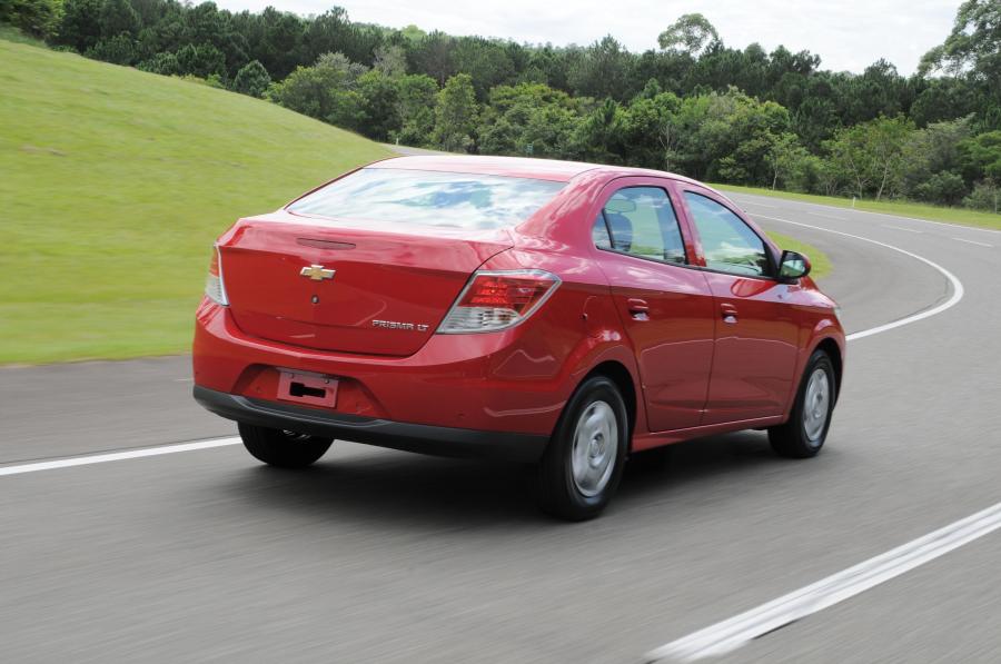  Chevrolet Prisma LT 2013 года  (фото 34 из 40)